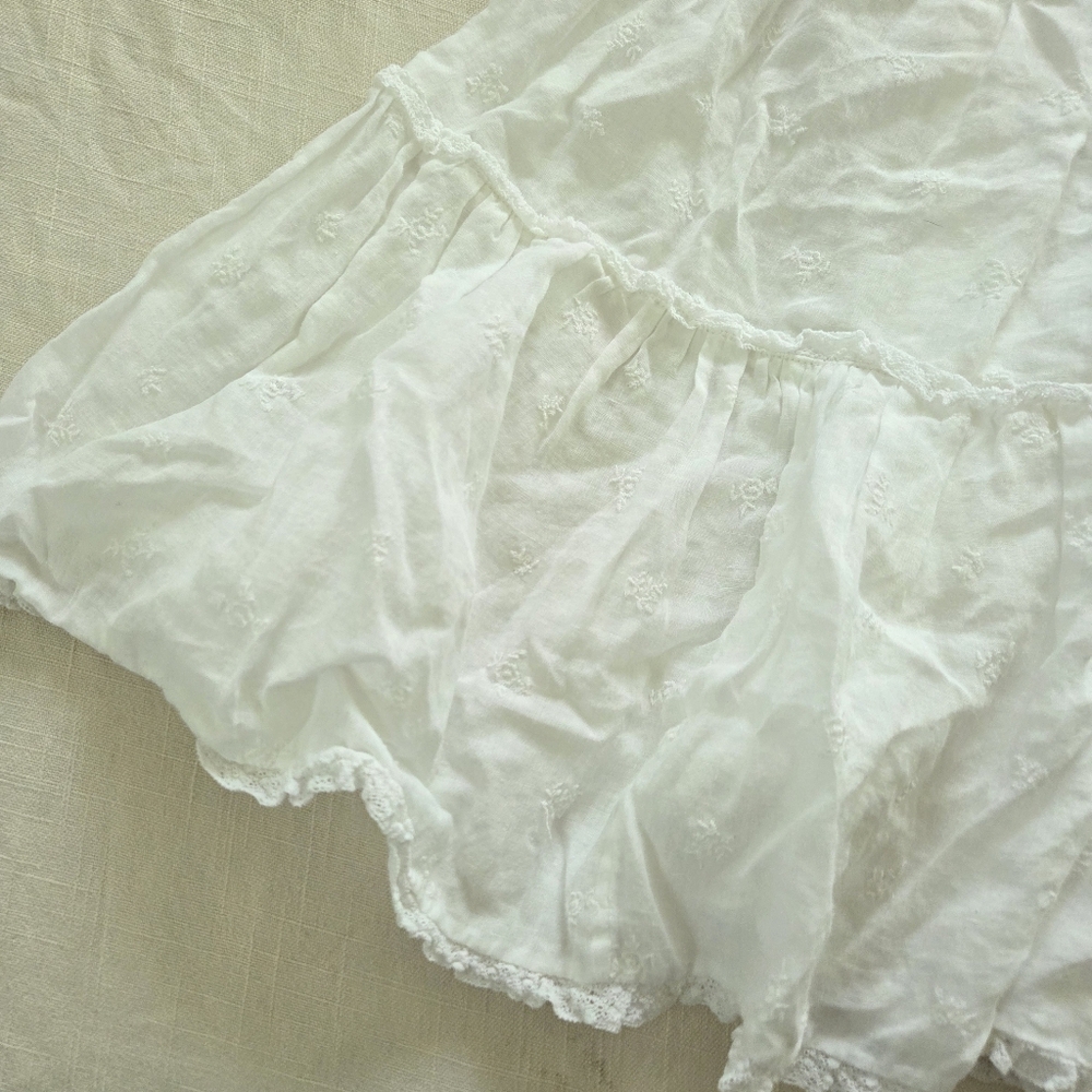 Wilfred White Eyelet Floral Dress Medium Womens - Picture 3 of 10